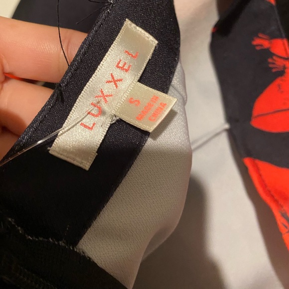 Dress New - Picture 6 of 7